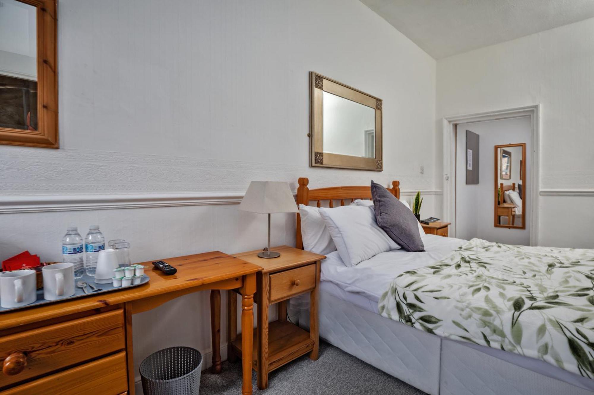 Serenity Guest House سكرابورو المظهر الخارجي الصورة