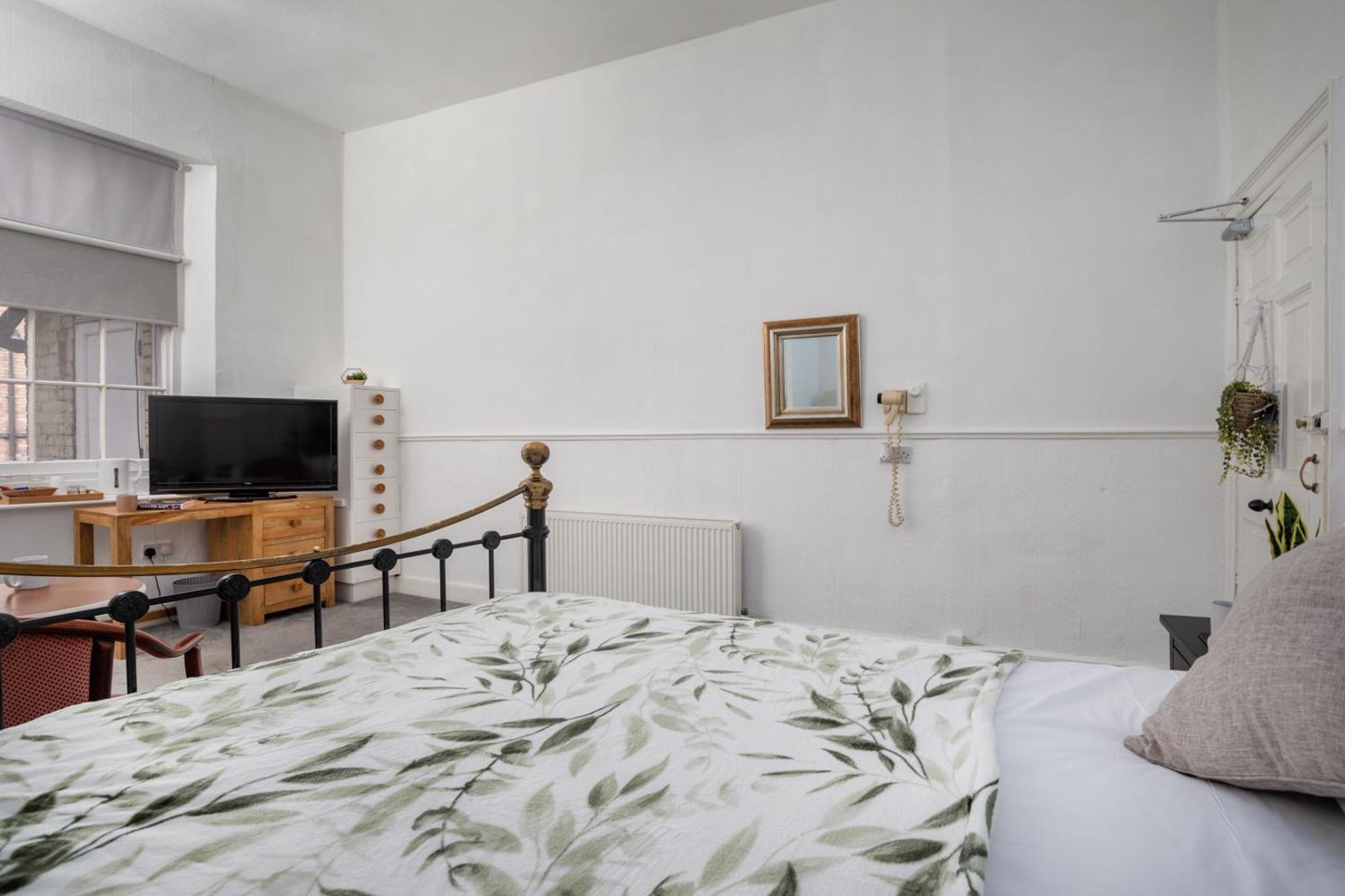 Serenity Guest House سكرابورو المظهر الخارجي الصورة
