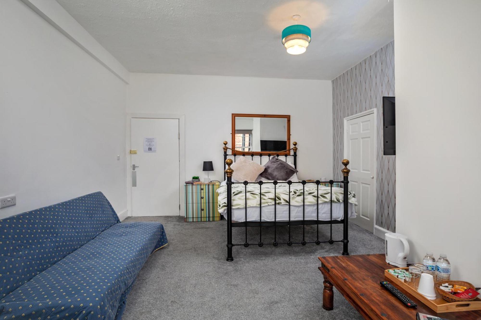 Serenity Guest House سكرابورو المظهر الخارجي الصورة